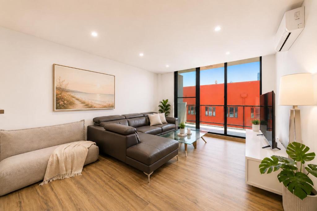 Ultimo Apartment | Modern 2BR Apt with Parking Walk to ICC & CBD & Darling Harbour & Chinatown