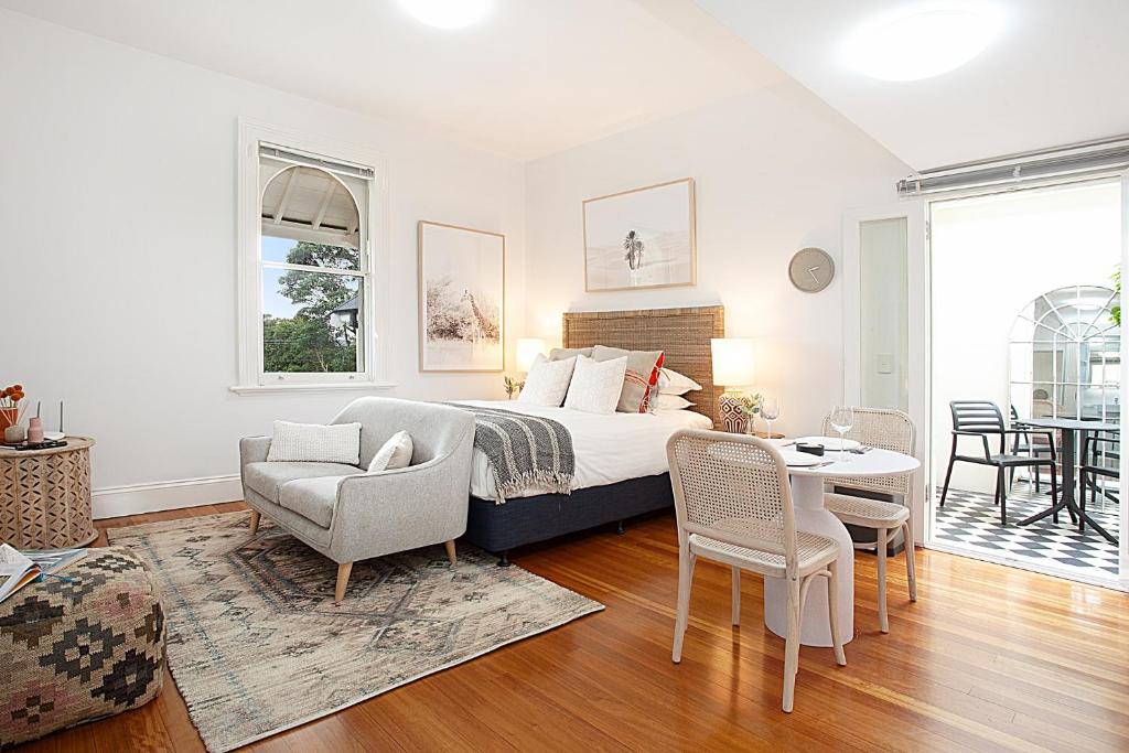 Lewisham Apartment | Modern and Cosy Inner West Apartment