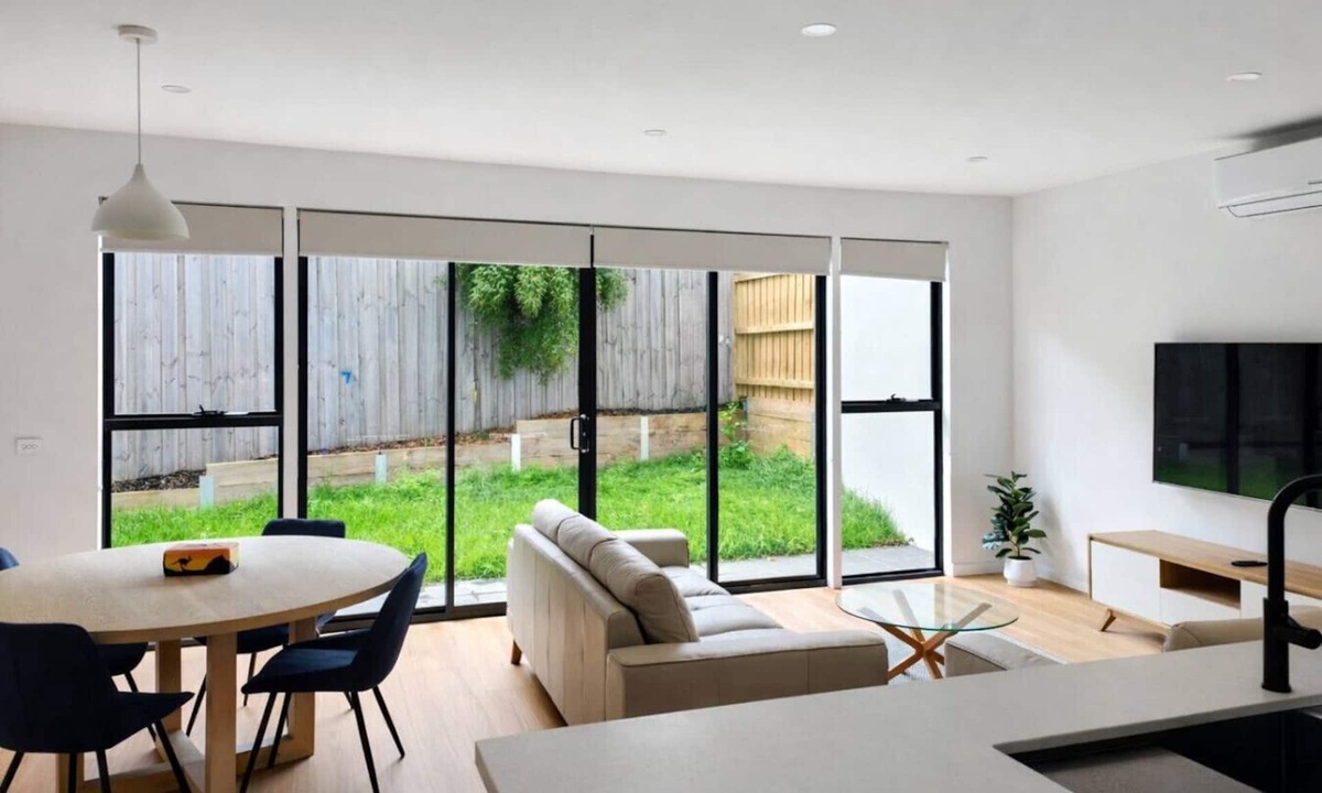 Highton Villa | Modern Cozy Escape Geelong