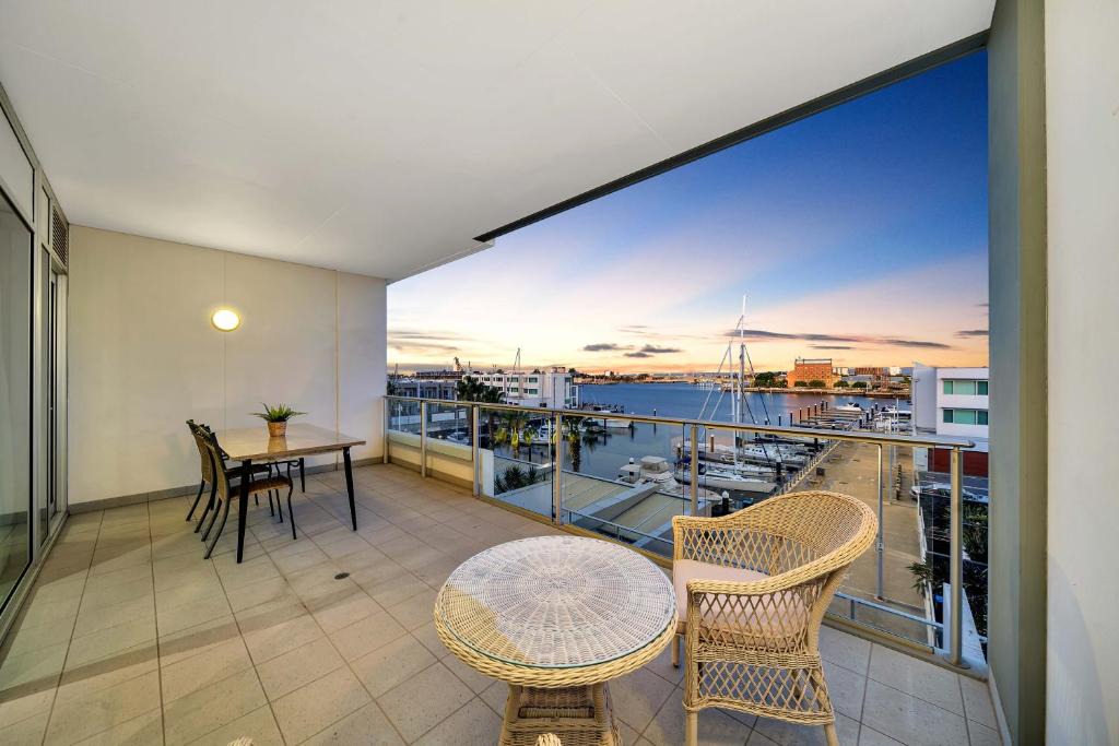 New Port Apartment | Modern Seaview by Host Solutions
