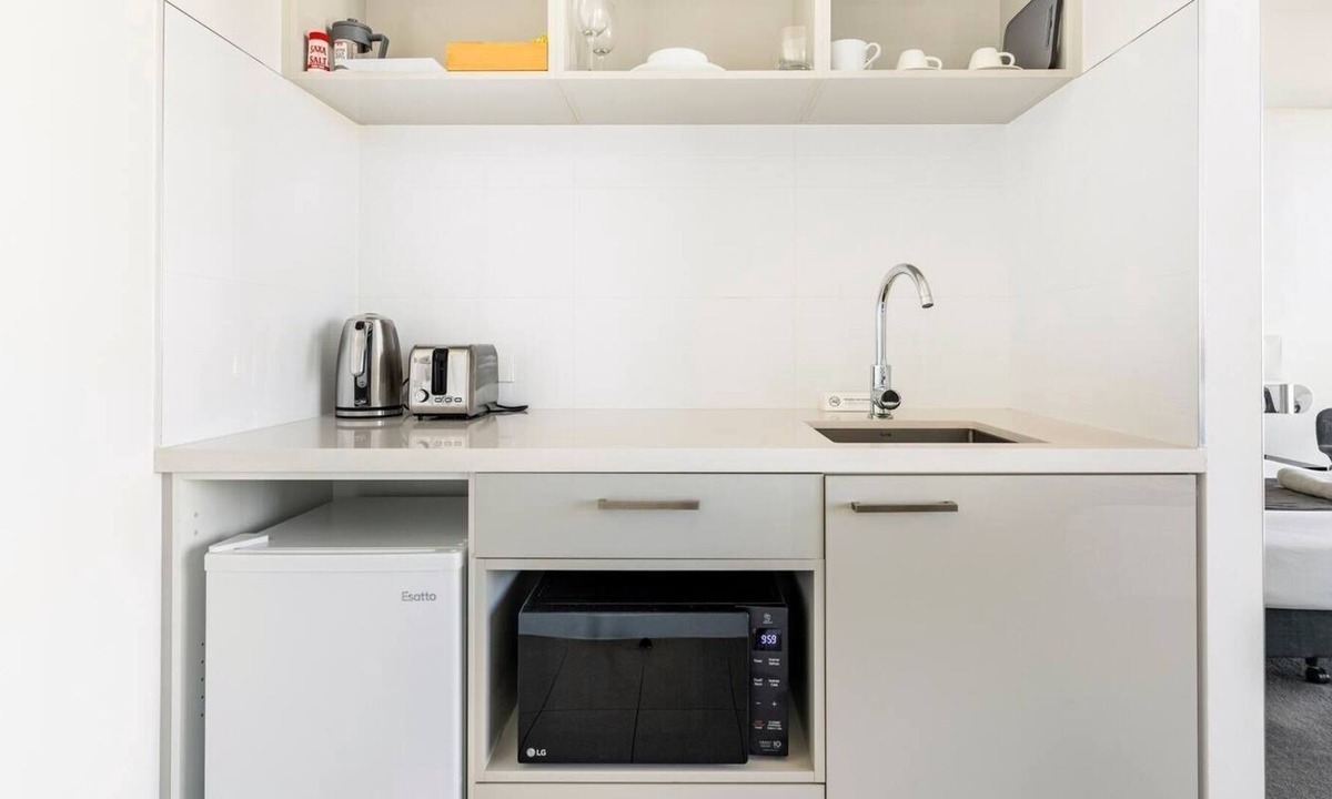 Milton Apartment | Modern Studio close to Suncorp Stadium + Parking