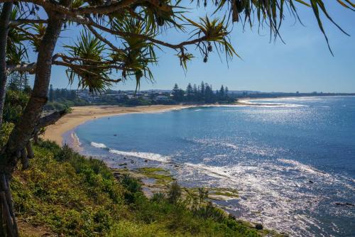 Moffat Beach Apartment | Moffat Beach Surf Retreat