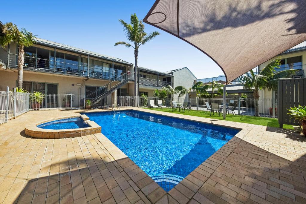 Rye Hotel | Moonlight Bay Apartments