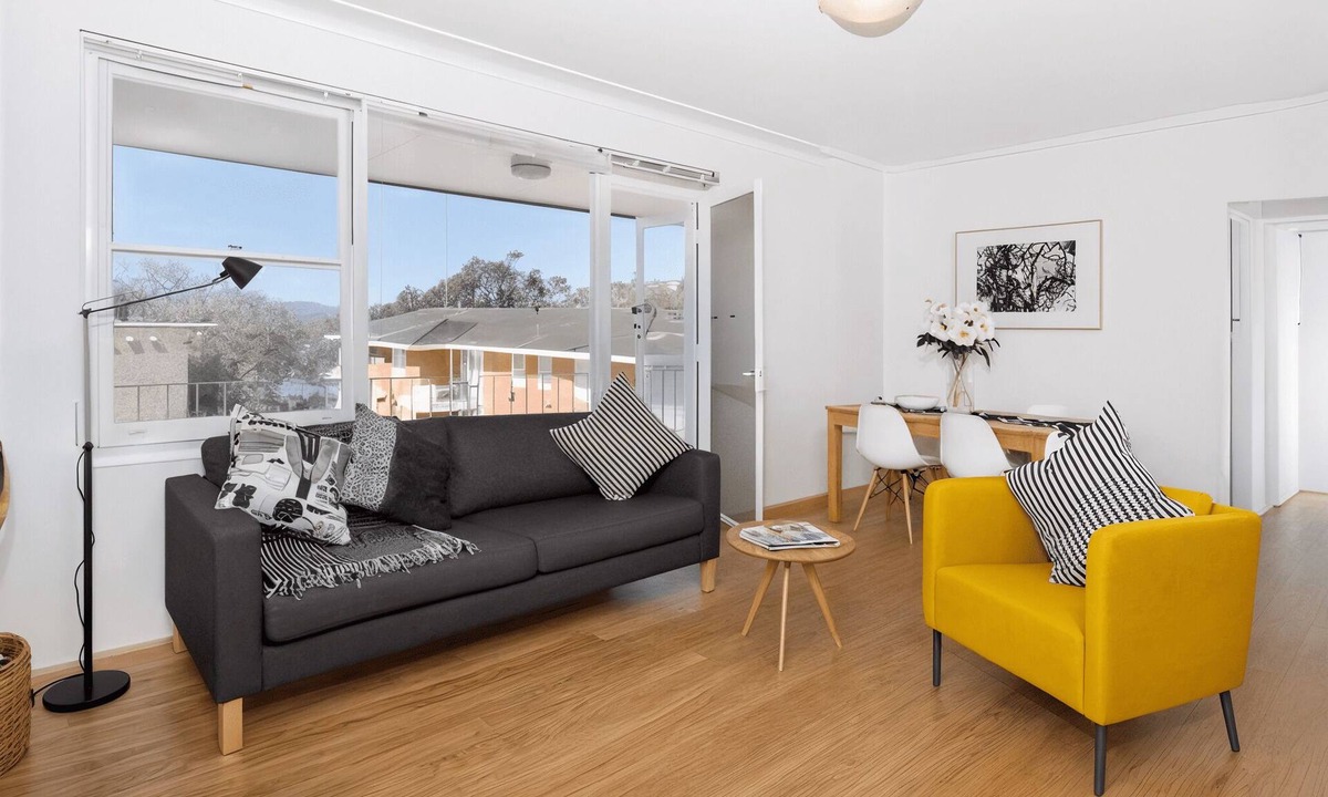 Mosman Apartment | Mosman BOT01 Botanic Rd-Balmoral 2BR Balcony Steps from Balmoral Beach Esplanade