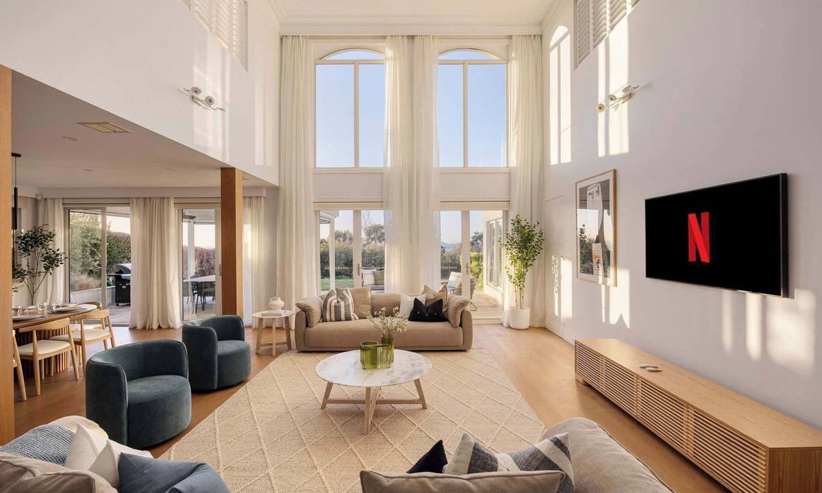 Mount Martha House | Mount Martha Manor Indoor Pool & Ocean Views