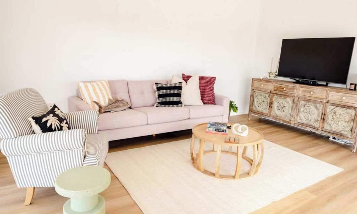 Port Campbell House | Mrs Darcys cottage