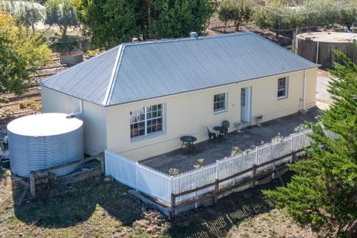 Mount Barker House | Mt Barker Nina's 2BR Self contained Cottage