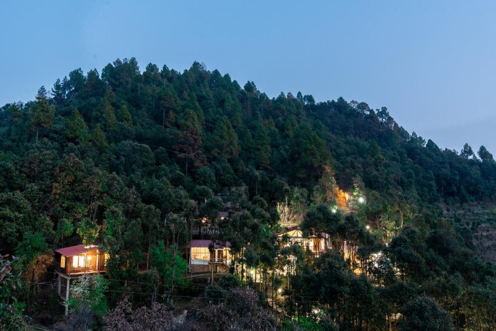 Kasiyalekh Resort | Mukteshwar Cottage