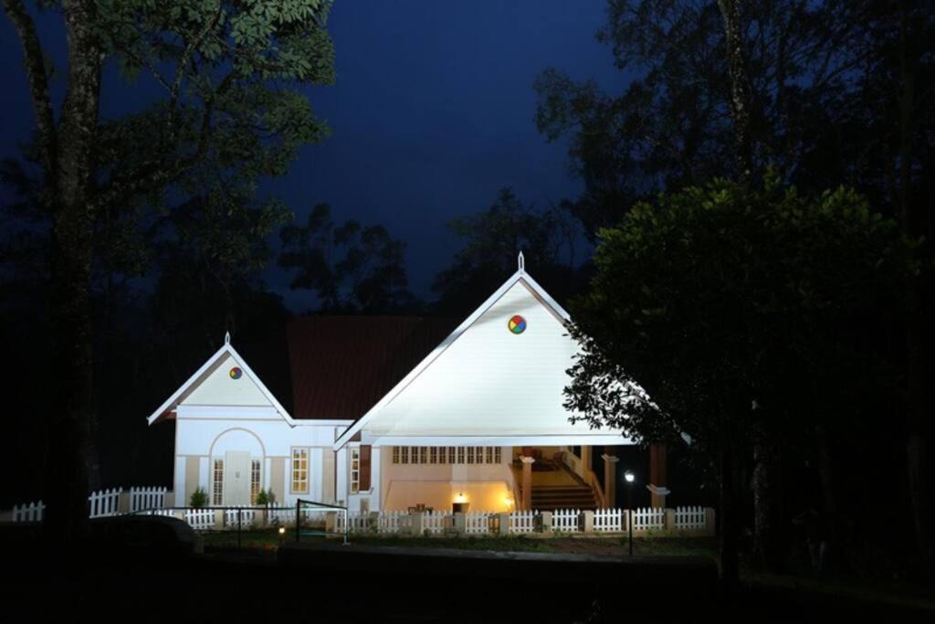 Chinnakanal House | Munnar, Chinnakkanal, 3 Bedroom resort-MastersFarm