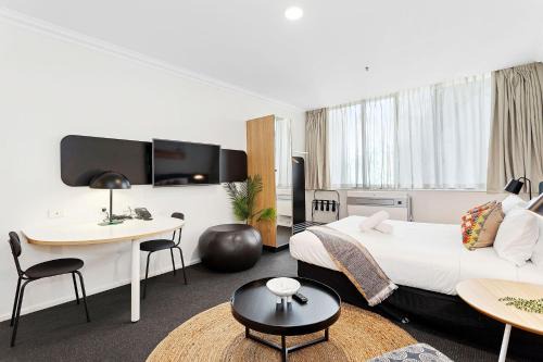 Perth Central Business District Apartment | Murray St Urban Retreat