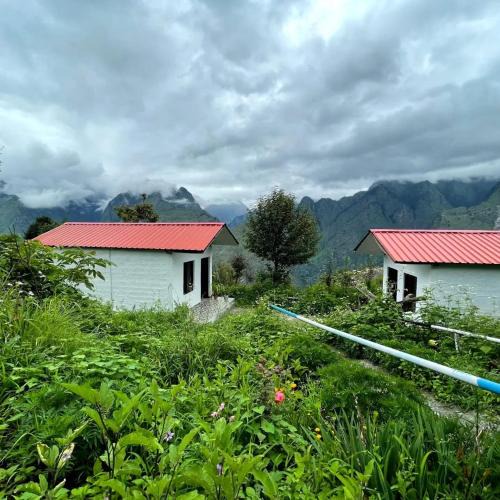 Gobind Dham House | Natural & Cozy Homestay