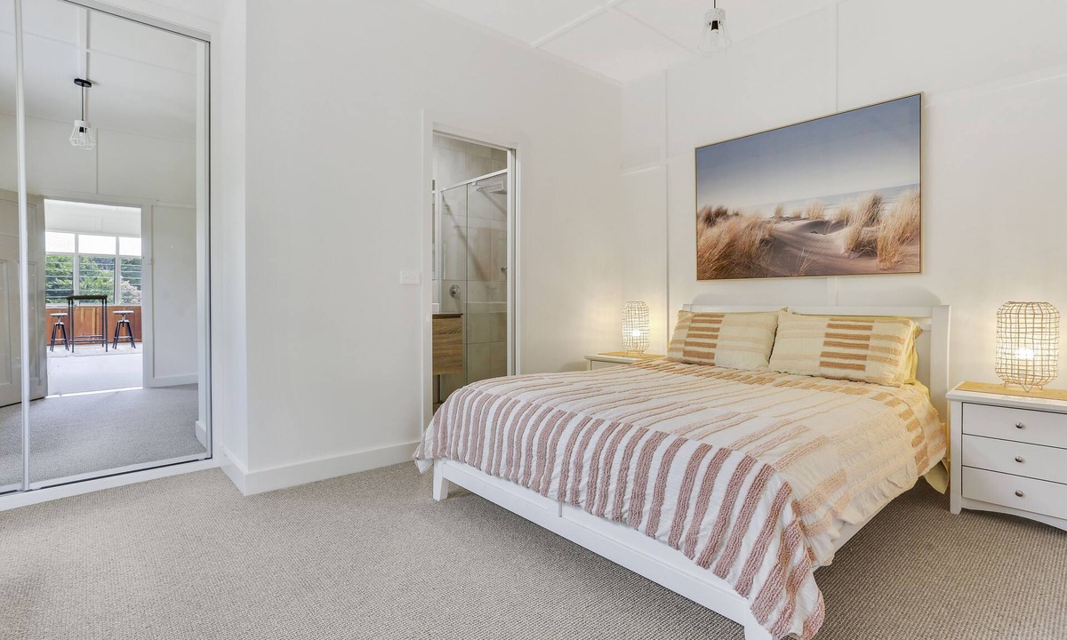 Eden House | Nautical Hideaway - 4 bedroom historic charm