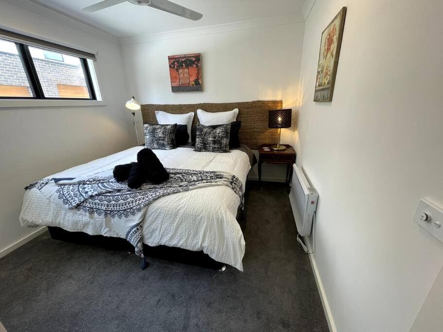 Aspendale Apartment | New & adorable unit close to the beach