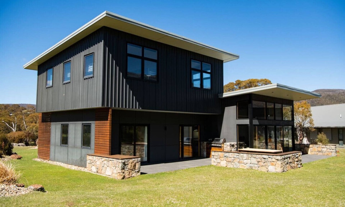 Crackenback Ski Chalet | *NEW | Grey Mare | Crackenback | Mountain Escape