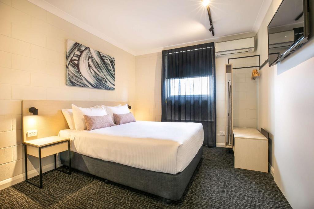 Royal Park Hotel | Nightcap at Hendon Hotel