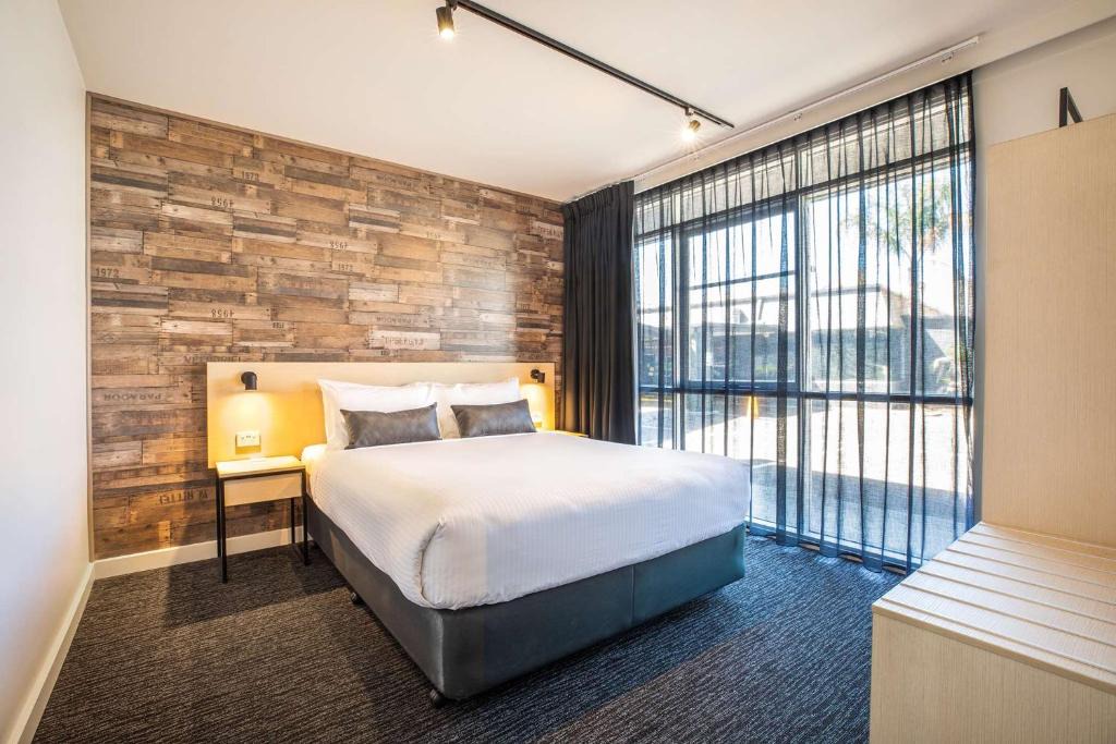 Laverton North Hotel | Nightcap at Westside Hotel