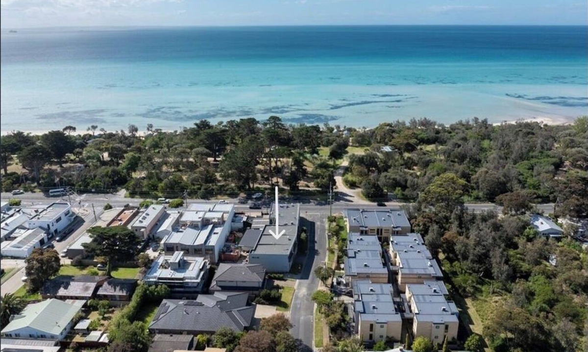 Capel Sound Apartment | Nirvana Stays - JUST LISTED - BOOK NOW - 2 BDR & Across the road from the BEACH!
