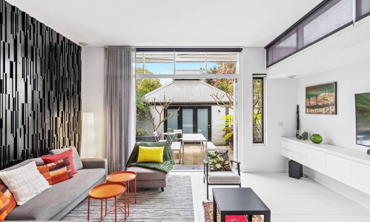 Camperdown House | Northwood Haus Refined Federation style Retreat