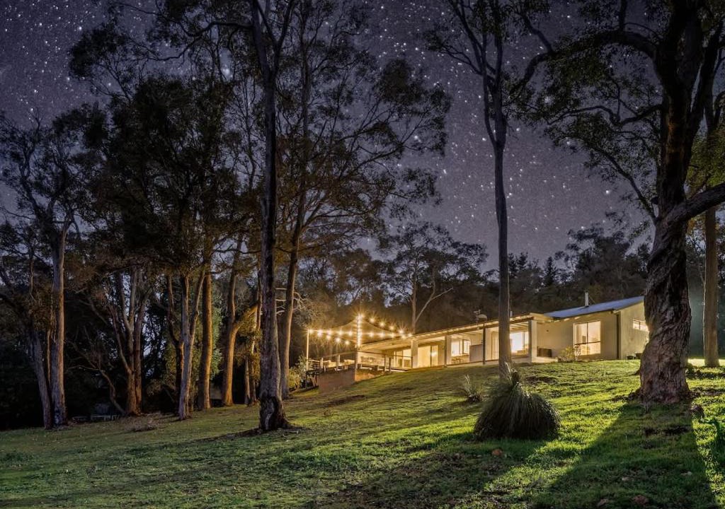 Yallingup Siding House | Notable Downs Estate near Margaret River Wineries
