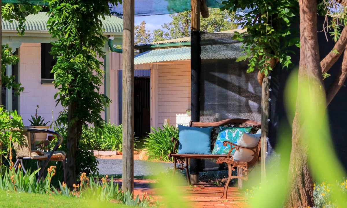 Peak Hill Hotel | Oasis Motel Peak Hill