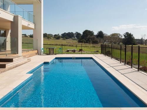 San Remo House | Ocean Breeze