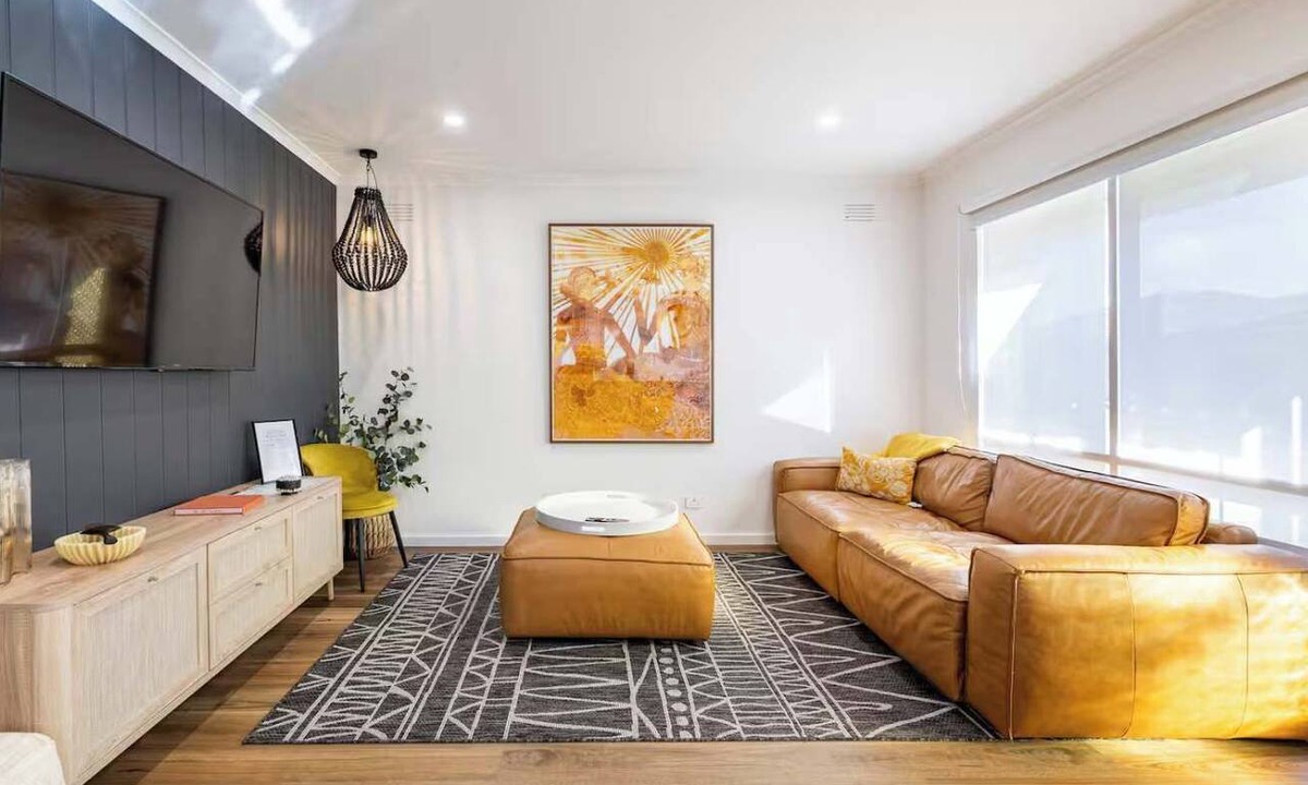 Ocean Grove Apartment | Ocean Gioia. Stroll to shops & beach Pet Friendly