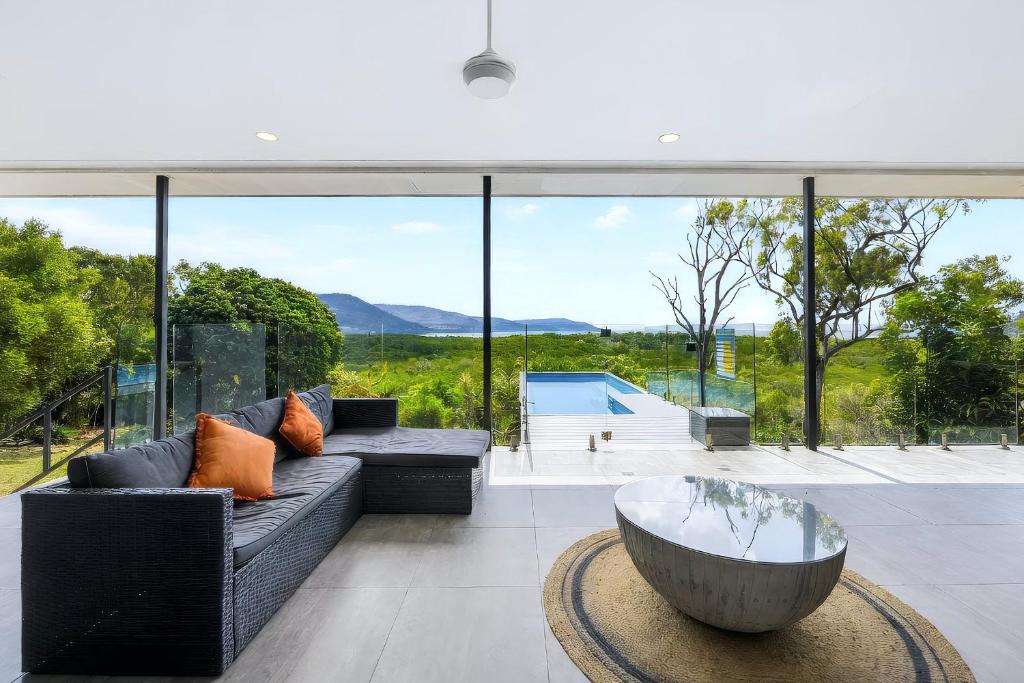 Cannonvale House | Ocean's Edge