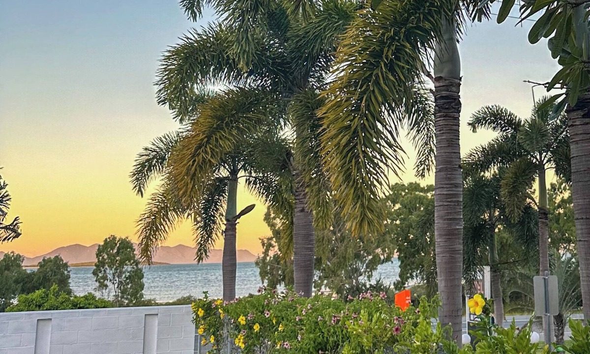 Bowen Hotel | Ocean View Motel Bowen