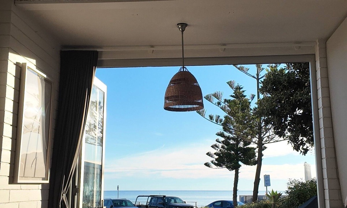 West Beach Apartment | * Ocean view & Sunset Sanctuary *