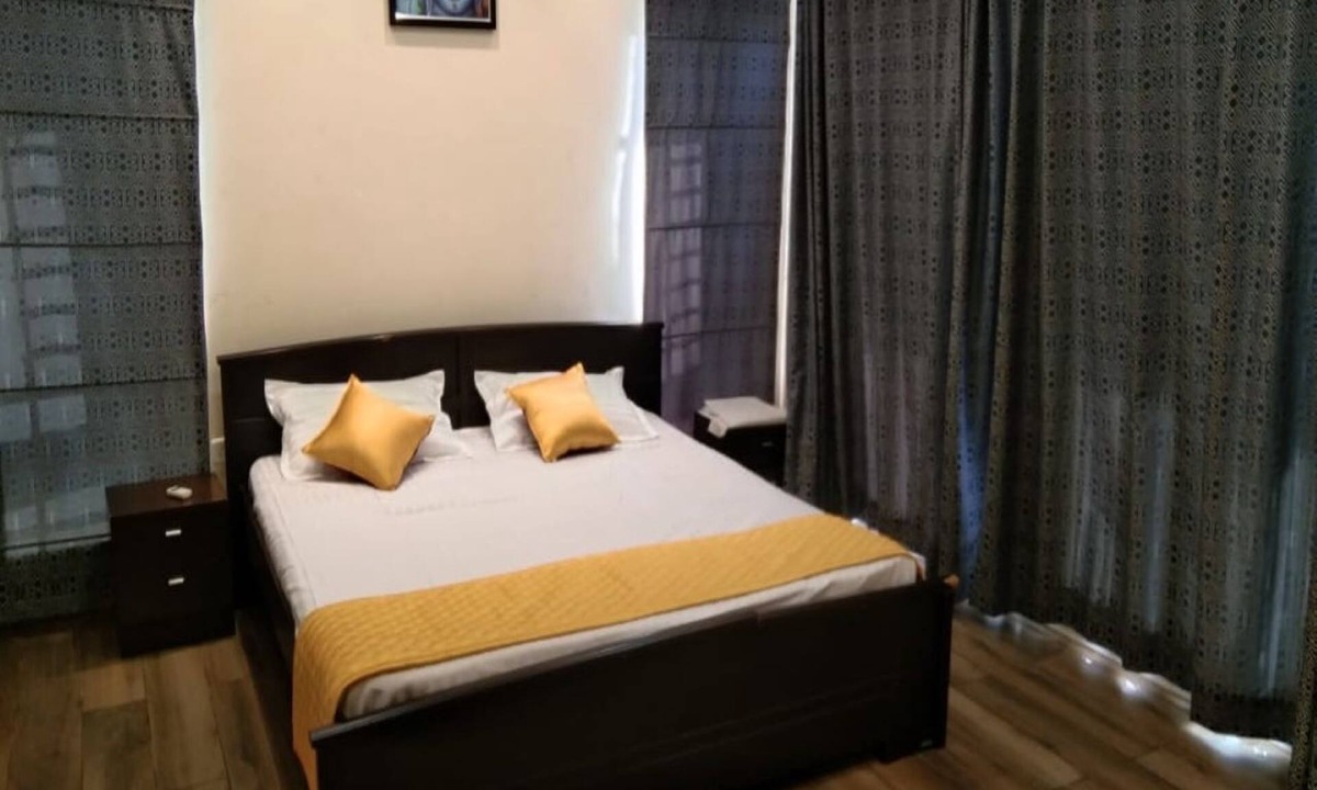 Kanathur Villa | Olive Inn Luxurious 4-BHK Individual Villa w/Indoor Swimming Pool