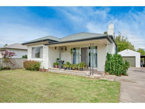 North Albury House | Omann Cottage