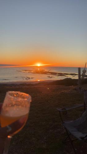 Carpenter Rocks House | On the rocks beach house