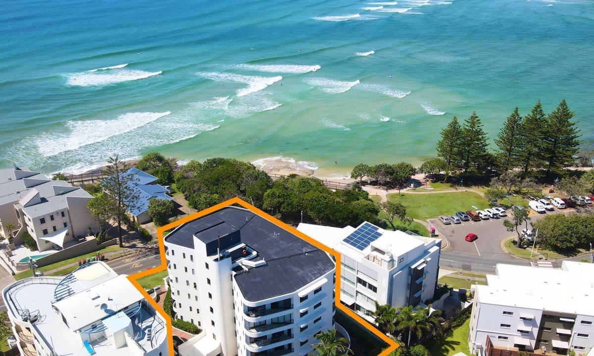 Caloundra Apartment | Oogarding Unit 14, 46 Warne Tce
