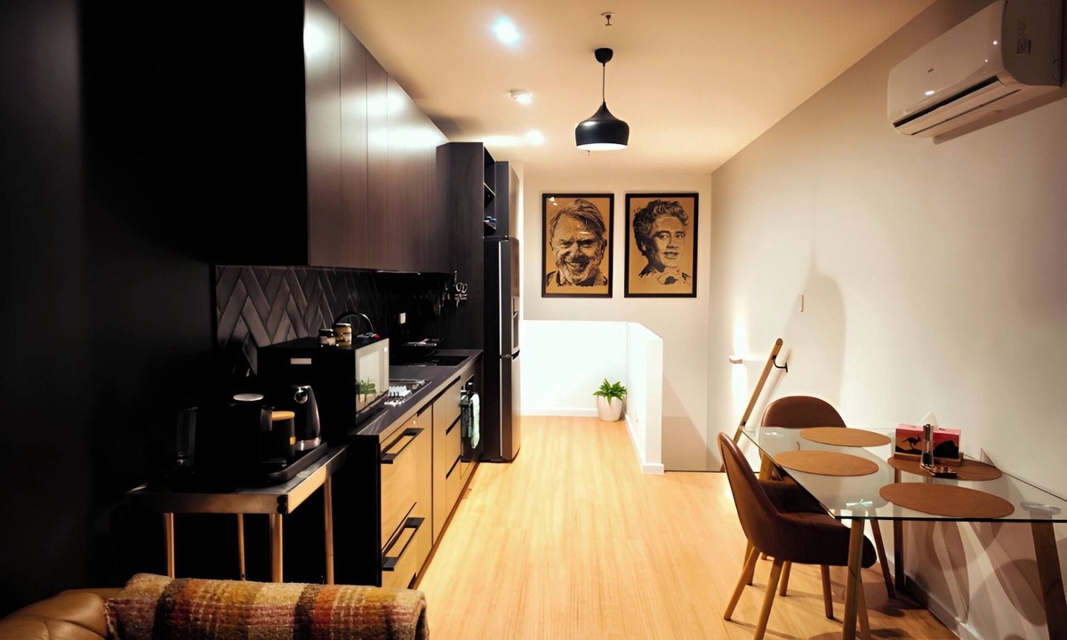 Launceston CBD Apartment | Opal Loft, Premium city 1 bedroom Apartment - Launceston CBD