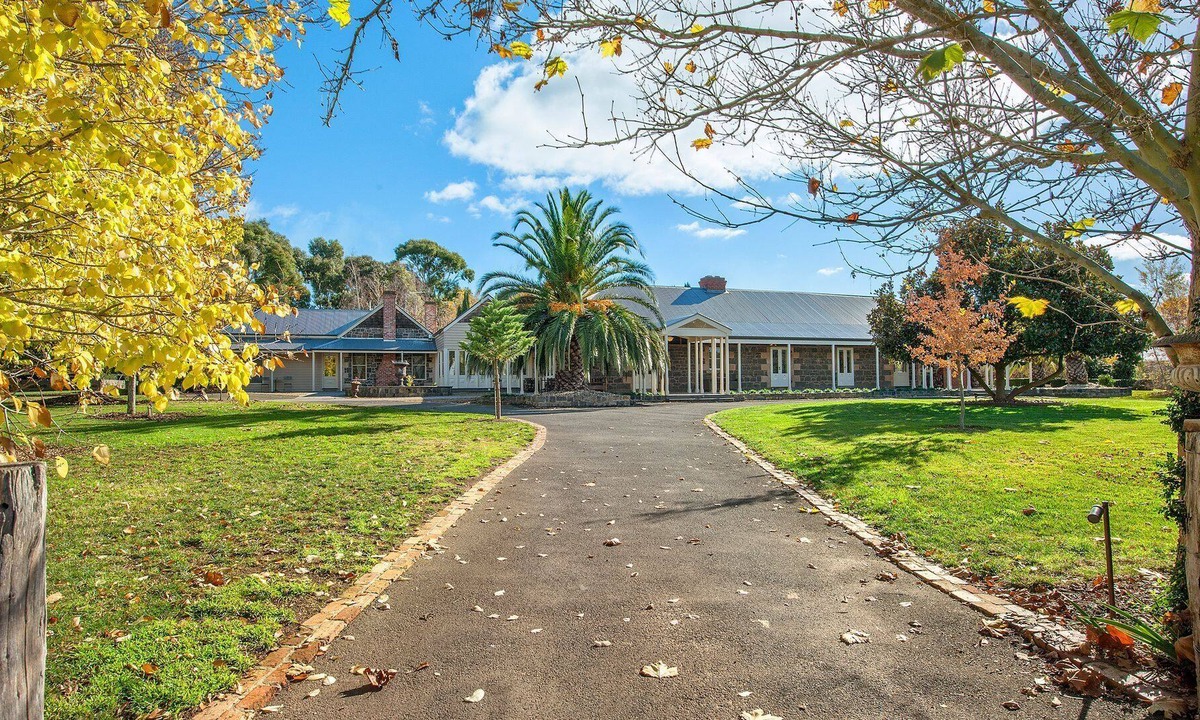 Weatherboard House | Orchards at Spring Vale Farm