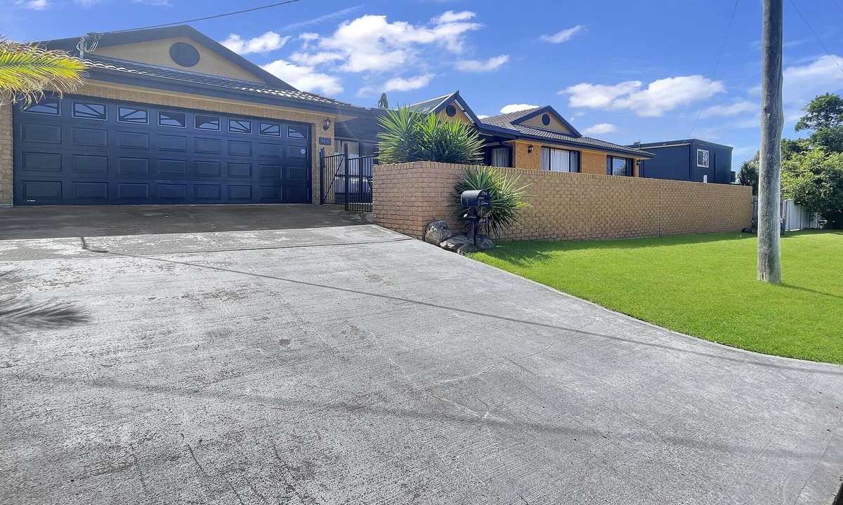 Batehaven Apartment | Our Haven: 4-Bed Escape Near Beach & Mogo Trails