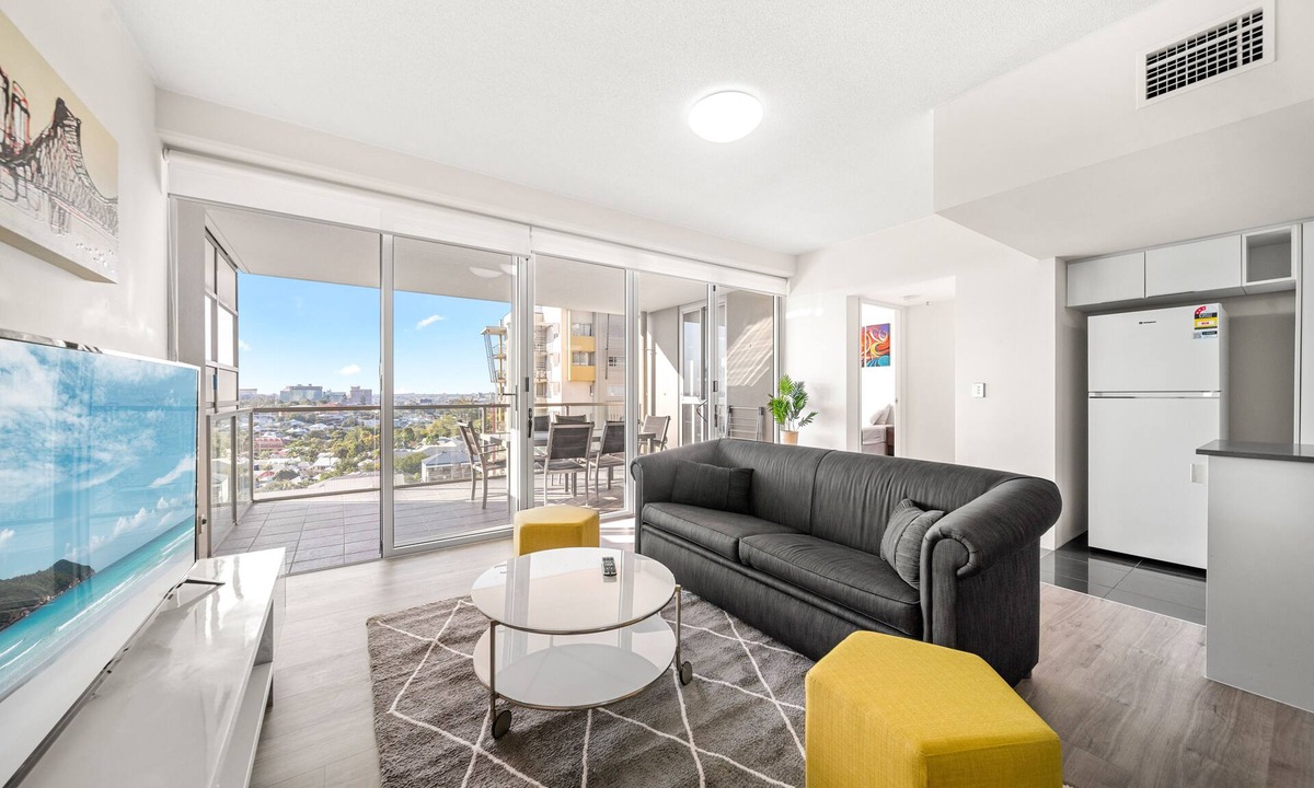 Spring Hill Apartment | Oxygen Apartments