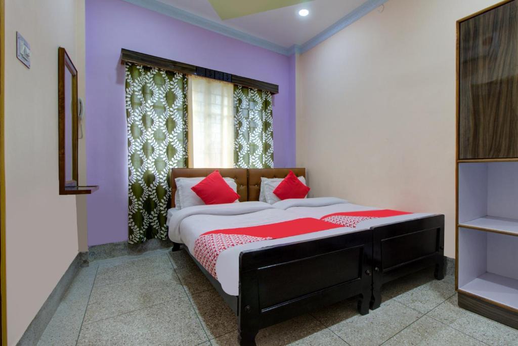 Neora Hotel | OYO Hotel Dhara