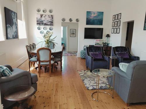 Queenscliff House | Ozone Tower