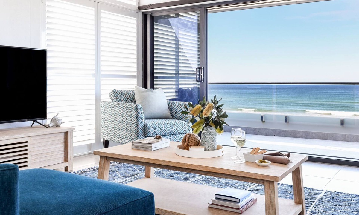 Wooli House | Pacific Dawn on The Beach One