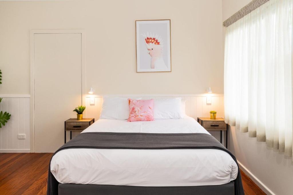 Forster Hotel | Pacific Motel 08