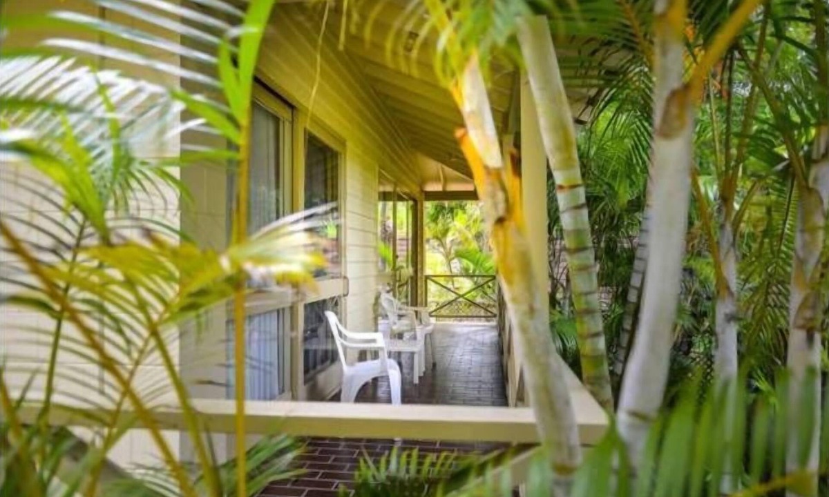 Boomerang Beach House | Pacific Palms Resort - Elizabeth Beach