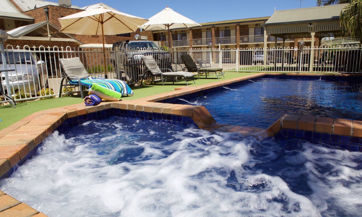 Echuca Hotel | Paddle Wheel Motel