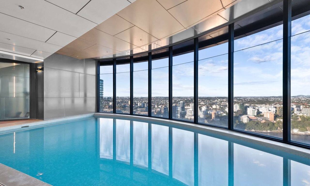 Brisbane Central Business District Apartment | Panoramic Views Apartment & High-Rise Pool and Gym