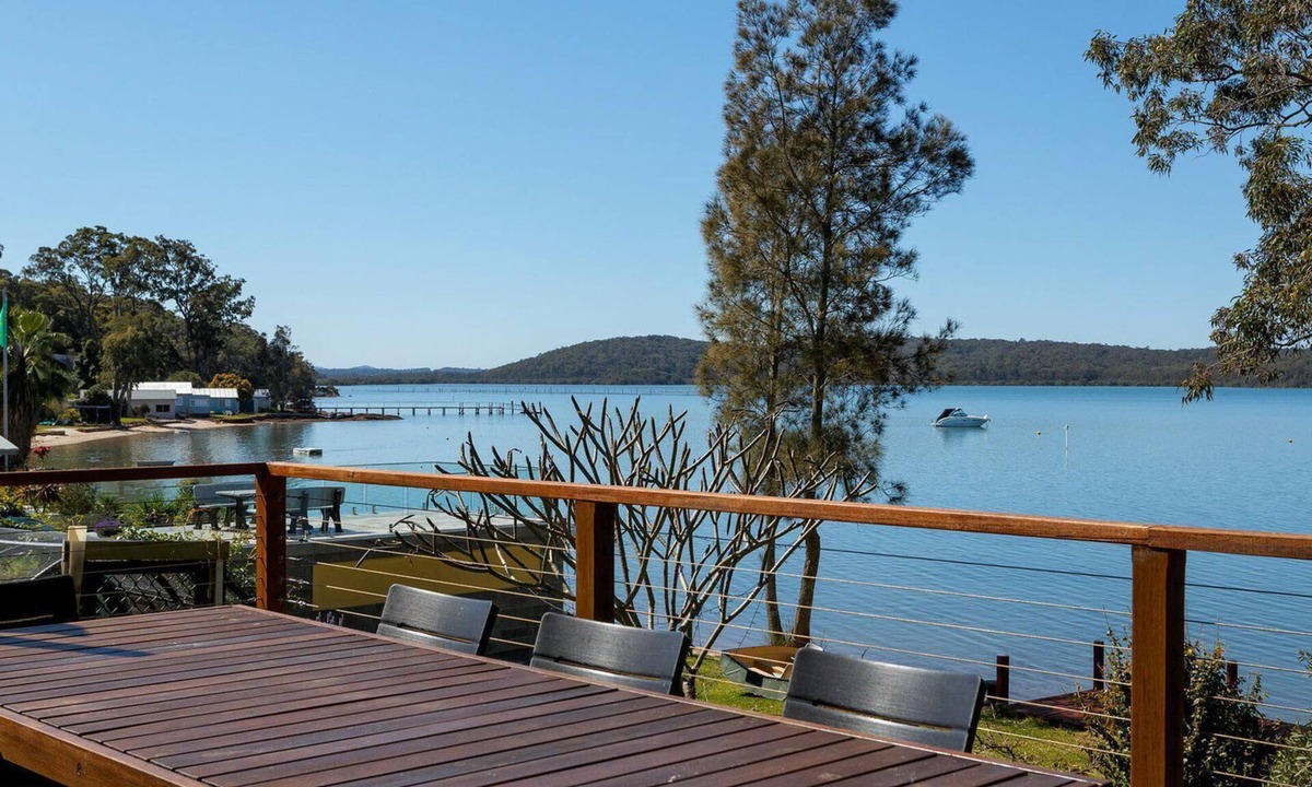 North Arm Cove House | Paradise - 54 Eastslopes Way