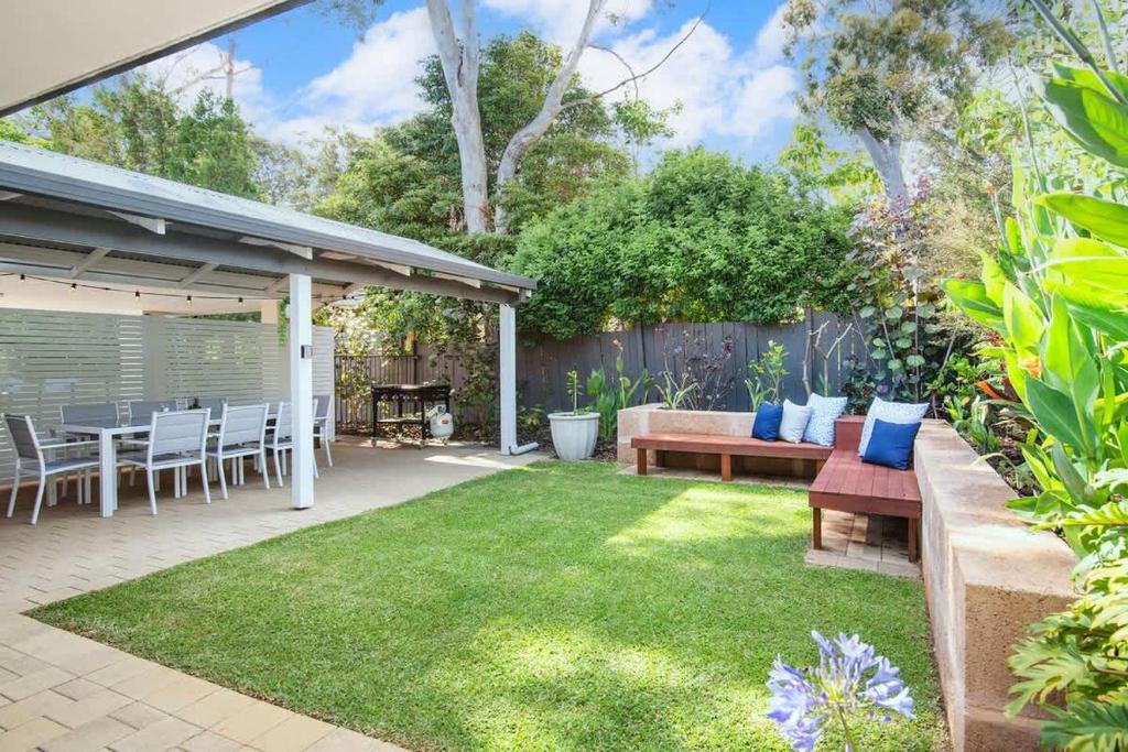 Dunsborough House | Peaceful Garden Hideaway - Swim, Hike and Unwind