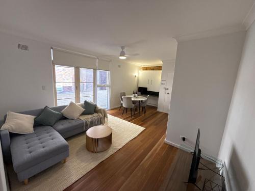 Randwick Apartment | Peaceful Randwick Apt With Parking