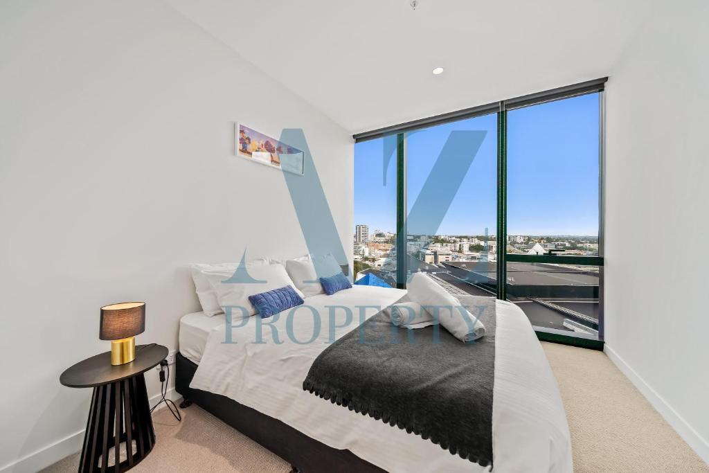 Perth Central Business District Apartment | Perth City Resort Amenities & Prime Location
