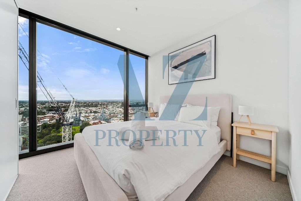 Perth Central Business District Apartment | Perth Luxury Apartment with Pool & Gym Modern Living in the City Centre