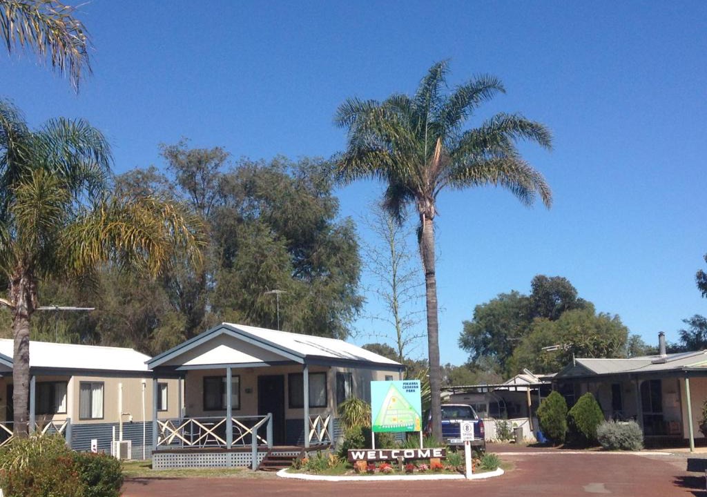 Pinjarra Resort | Pinjarra Caravan Park and Cabins